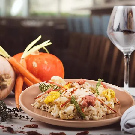 Ξενοδοχείο Ferrand Centre By Ihg 4*