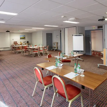 Ξενοδοχείο Ferrand Centre By Ihg 4*