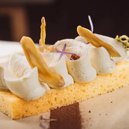 Отель Ferrand Centre By Ihg