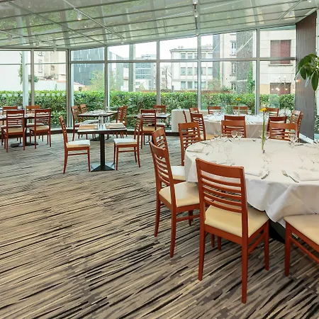 Western Ferrand Centre 酒店 4*
