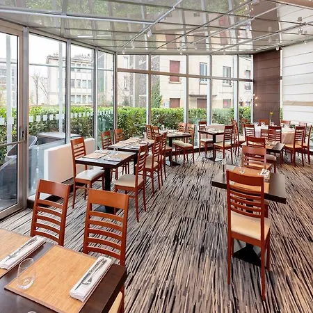 Ferrand Centre By Ihg 4*