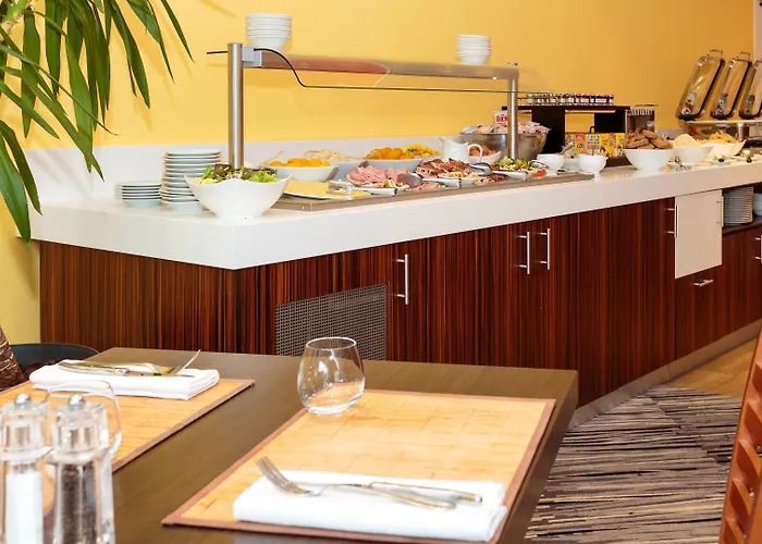 Отель Ferrand Centre By Ihg 4*